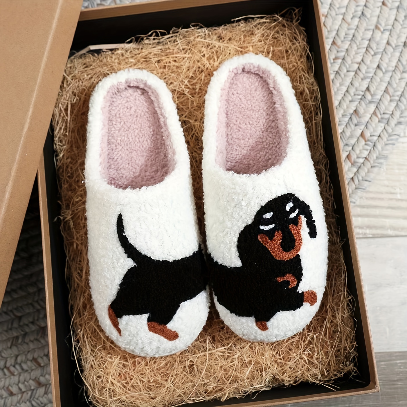 

Unisex Solid Colour Dachshund Pattern Fuzzy Slippers, Comfy Non Slip Thermal Casual Home Slides, Winter & Autumn