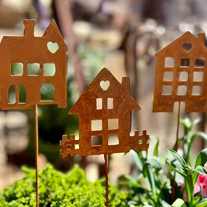 【2d Flat】 [2d Flat] Set Of 3 Rustic Metal Castle Garden Stakes - Ideal For Outdoor, Yard, And Balcony Decoration