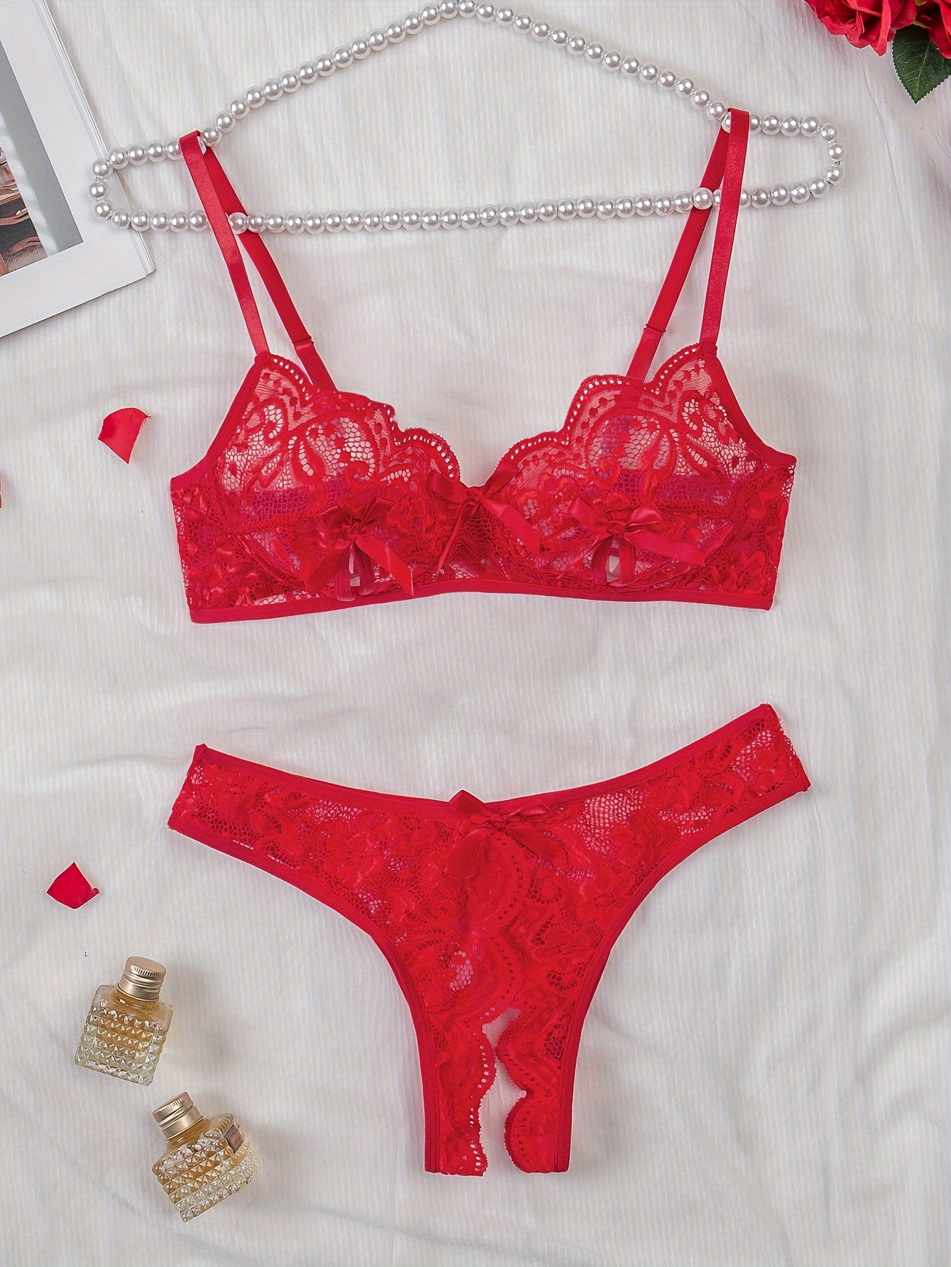 Coquette Scallop Lace Underwire Cups Bra Set Crotchless Panty Red 