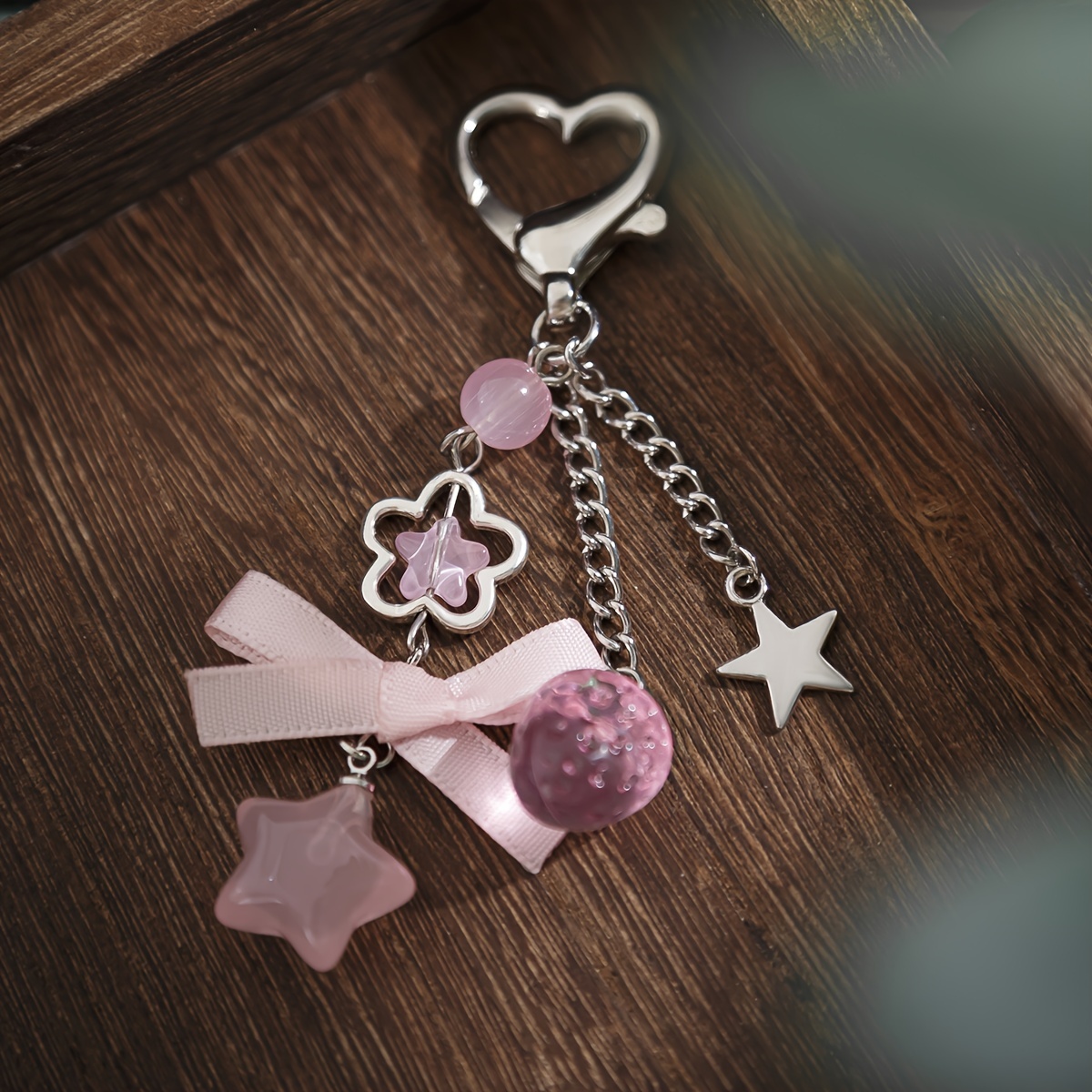 

Charming Alloy Heart-shaped Ladies Key Ring With Lobster Clasp, Love-themed Bow And Star Charms, Strawberry Pink Decorative Keychain, Ideal Birthday Gift - Single Piece