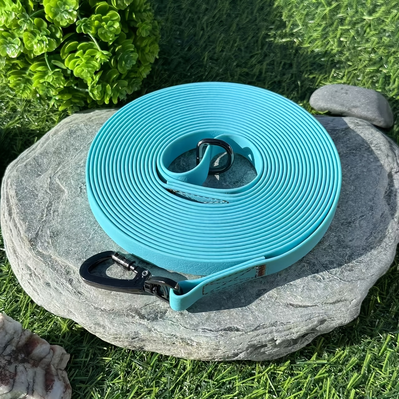 Image of [everyday ] Extra-long Dog Training Leash, Easy To Clean, Durable Pvc Material - Ideal For Hiking, Yard, Beach, And Swimming