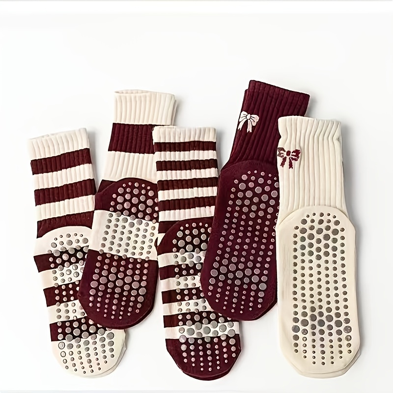 TEMU Lot de 5 paires de chaussettes de yoga antidérapantes pour femmes, idéales pour le Pilates, chaussettes d'exercice à rayures avec semelle