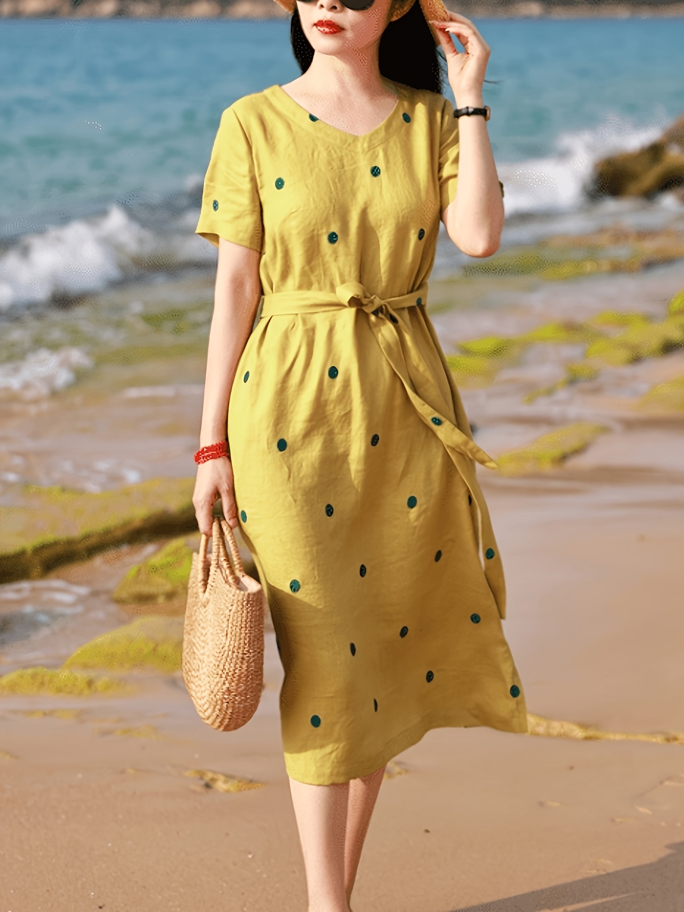 white christmas dresses Kooyong Short Sleeve Dress main image 0