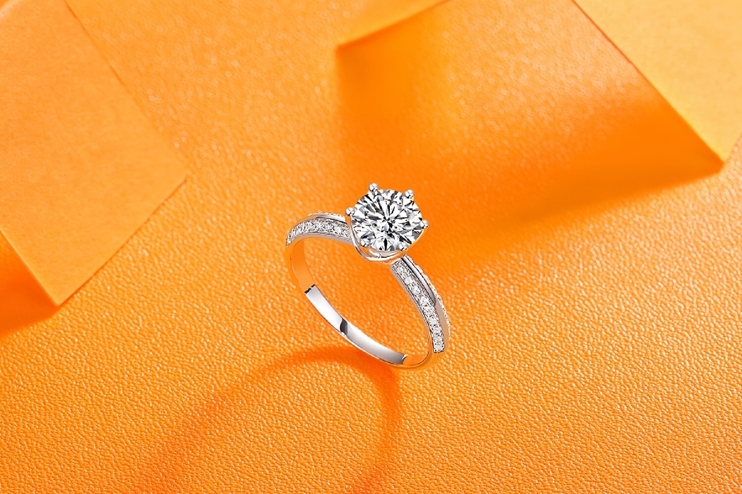 在中国去哪买莫桑钻好，在中国去哪买莫桑钻好一点