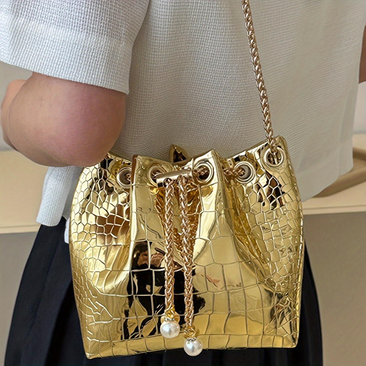 crocodile pattern bucket bag stylish high end designer womens crossbody handbag with drawstring closure elegant solid color shoulder bag for multiple occasions details 2
