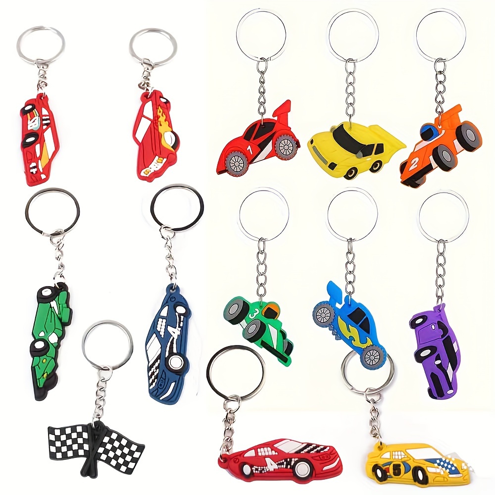 

13 porte-clés de voiture de course de dessin animé, porte-clés en PVC à la mode, style de rue, non plaqué, non tressé, faveurs de fête du sport automobile.