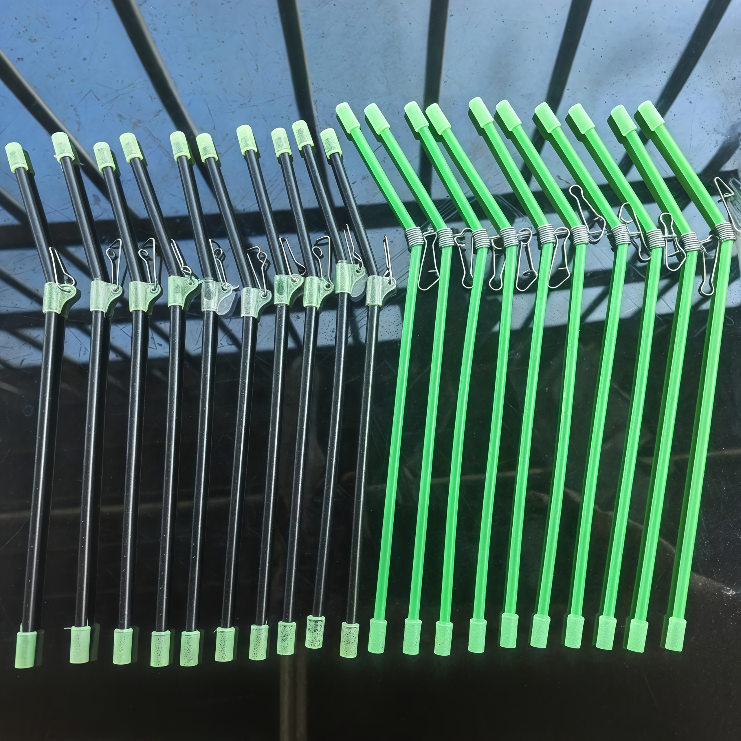 Image of 20pcs Fishing Balance Connectors, Anti- Fishing Kit 20pcs, Spacer Tubes, Fishing Gear Separators, Plastic Curved Tube Separators, 10pcs Black And 10pcs Green. Suitable For , Outdoor Fishing
