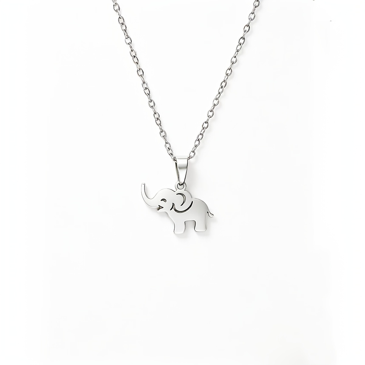 A 304 Stainless Steel Low-sensitivity Elephant Pendant Necklace, Suitable For Men And Women' Wear, Holiday Gifts, Valentine's Day Gifts, Birthday Souvenirs, Mother's Day Gifts