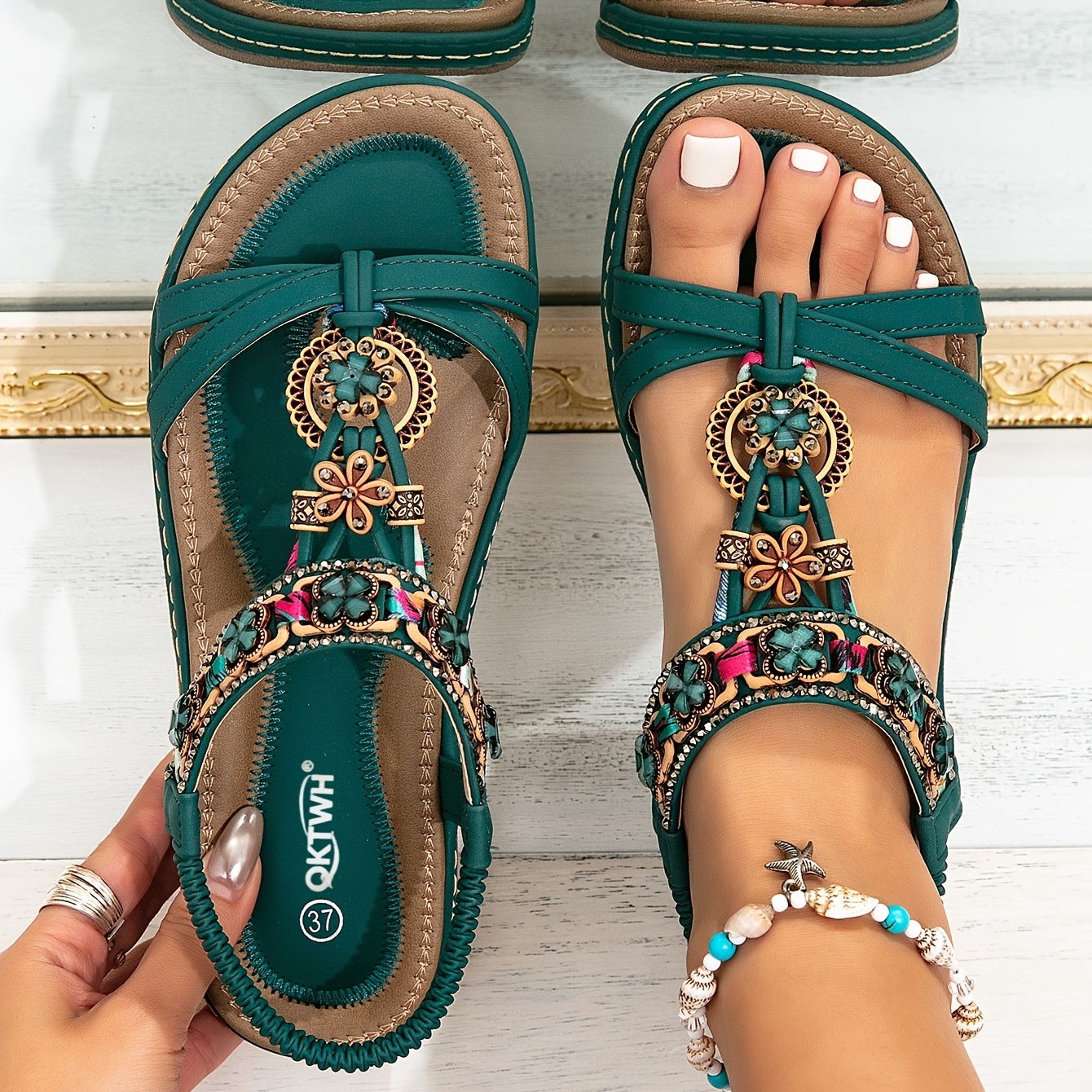 item picture   autumn beach casual flat sandals with rhinestones     and   women shoes