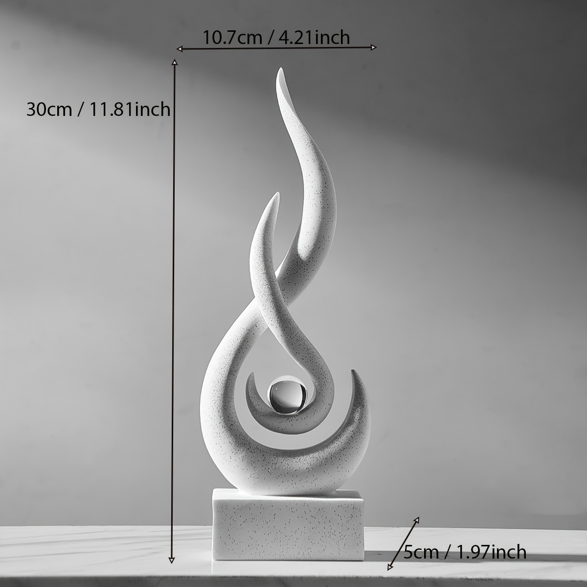 FJSPERM Statue décorative moderne flamme blanche, décorations pour salon, statue minimaliste pour décor d'étagère, accents de sculpture d'art abstrait, décor pour salle à manger, bureau, table basse FJSPERM Statue décorative moderne flamme blanche, décorations pour salon, statue minimaliste pour décor d'étagère, accents de sculpture d'art abstrait, décor pour salle à manger, bureau, table basse
