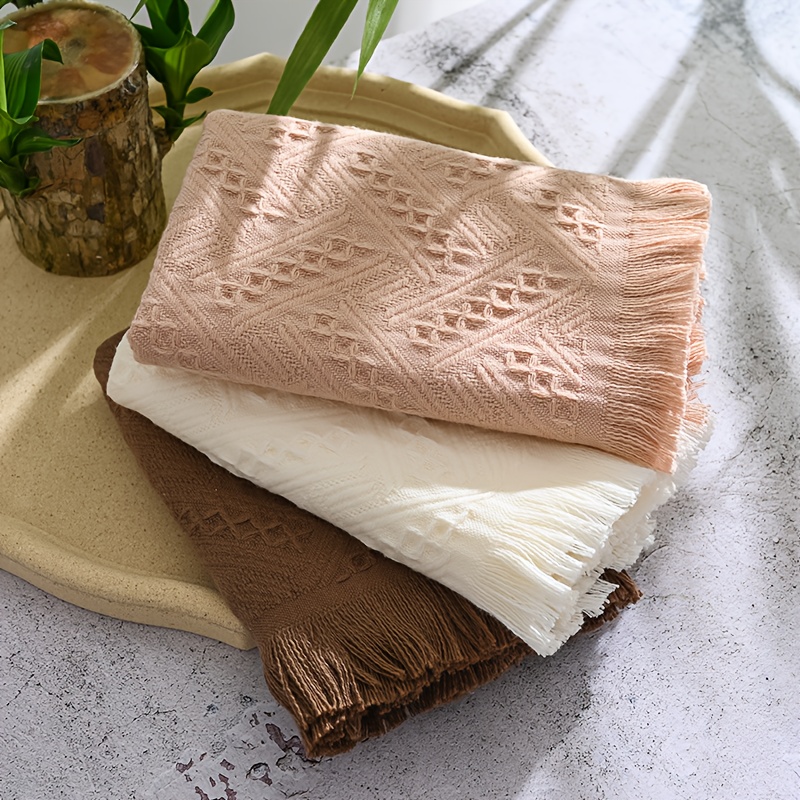 Set Of 3 Textured Cotton Towels For Hands And Neutral Shades (beige, Brown, Pink) Featuring Fringe Edges, Soft And Absorbent, Perfect As A Gift For , Suitable For Bathroom, Kitchen, And