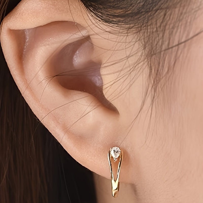 Golden Geometric Cubic Zirconia Hoop Earrings for Casual Style