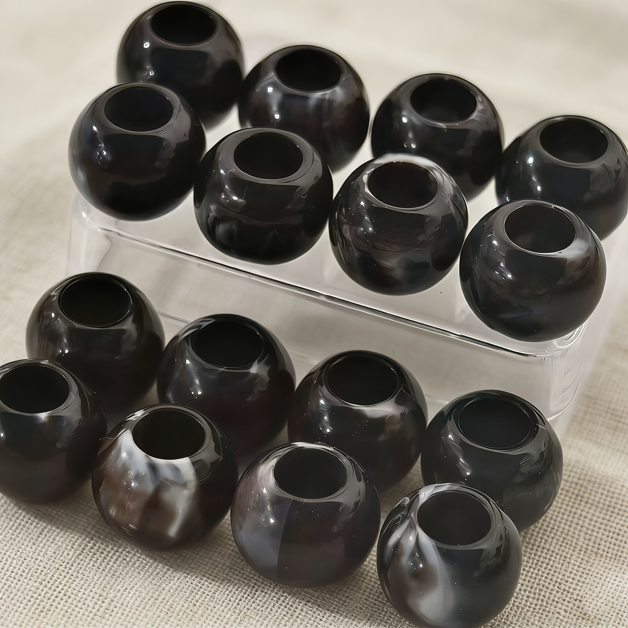 TEMU 48pcs/96pcs 10mm Black And White Combination Large Hole Acrylic Beads, Diy Craft Materials, Apparel Decoration Accessories, Handmade Beading