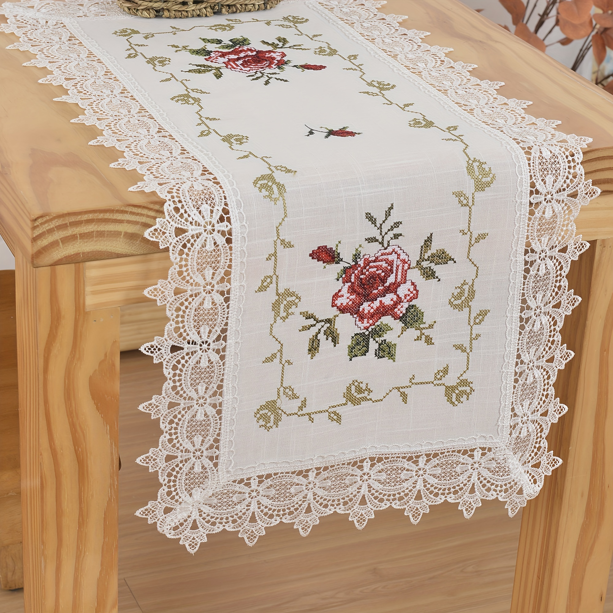 E-shop Kreuzgestickter bestickter Tischläufer mit Rose Spitze, moderner Stil, 100 % , rechteckiger bestickter Spitzentischläufer, geeignet für den