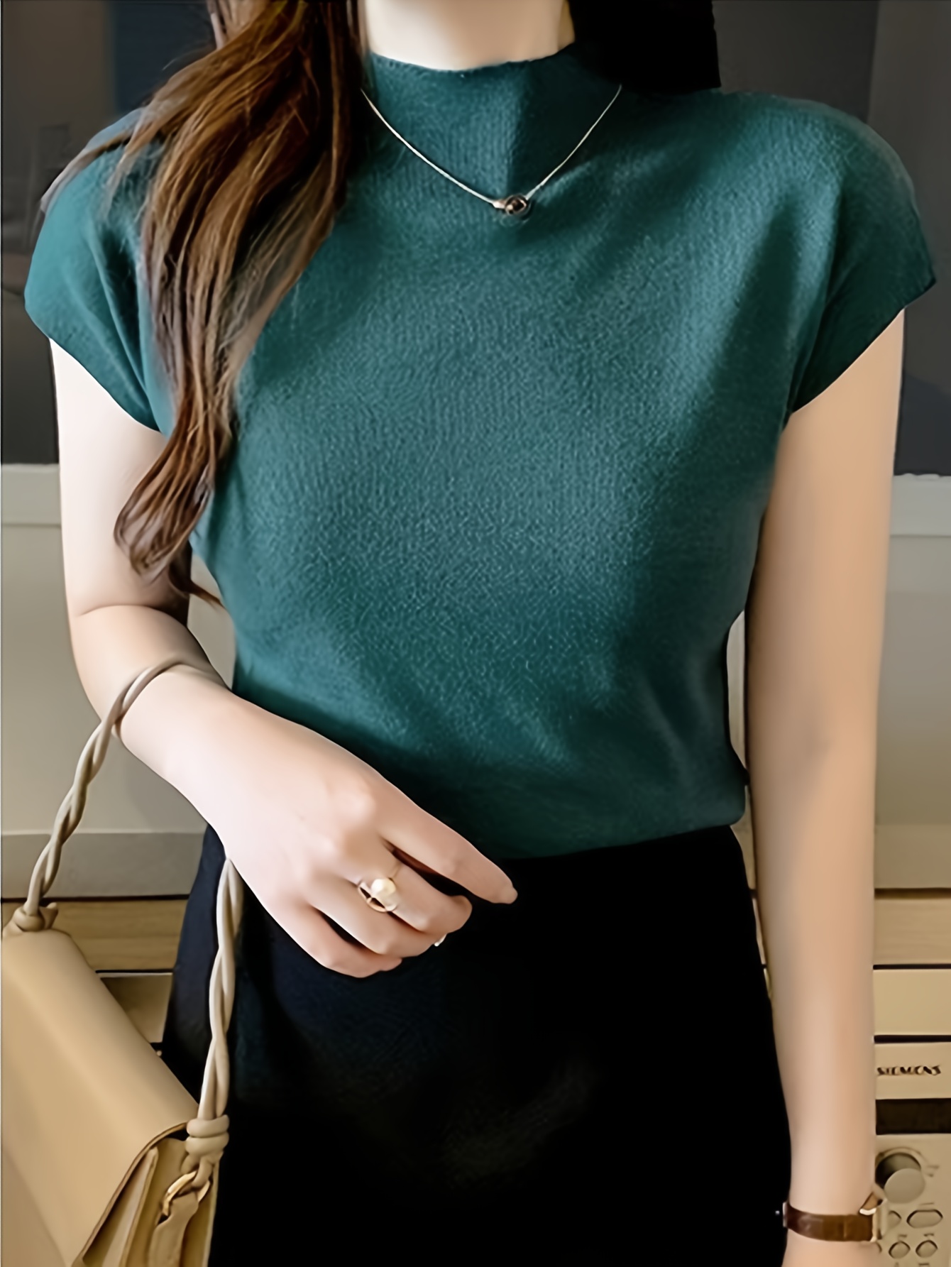 Popular Solid Color Tank Tops from Japan And South Korea