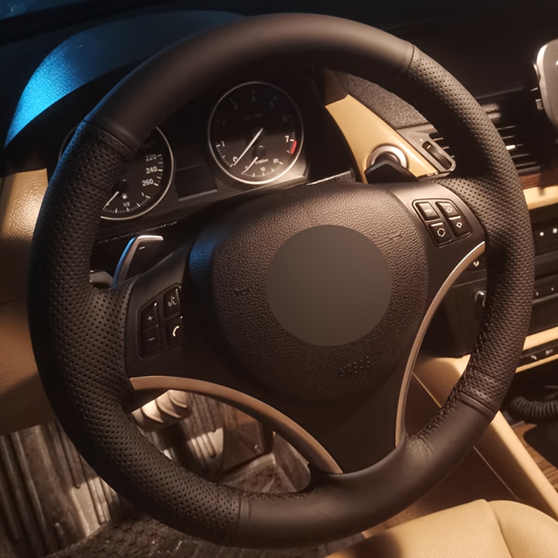 E-shop Auto-Spezifische Handnadelgefertigte Lenkradabdeckung Mikrofaserleder Bequemes Gefühl Alle Jahreszeiten Verfügbar für BMW 2011 325
