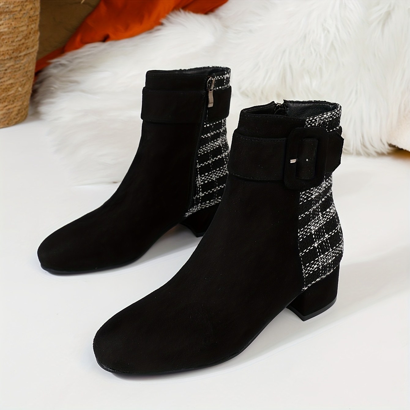 Women's Chunky Heel Round Toe Ankle Boots with Side Zipper