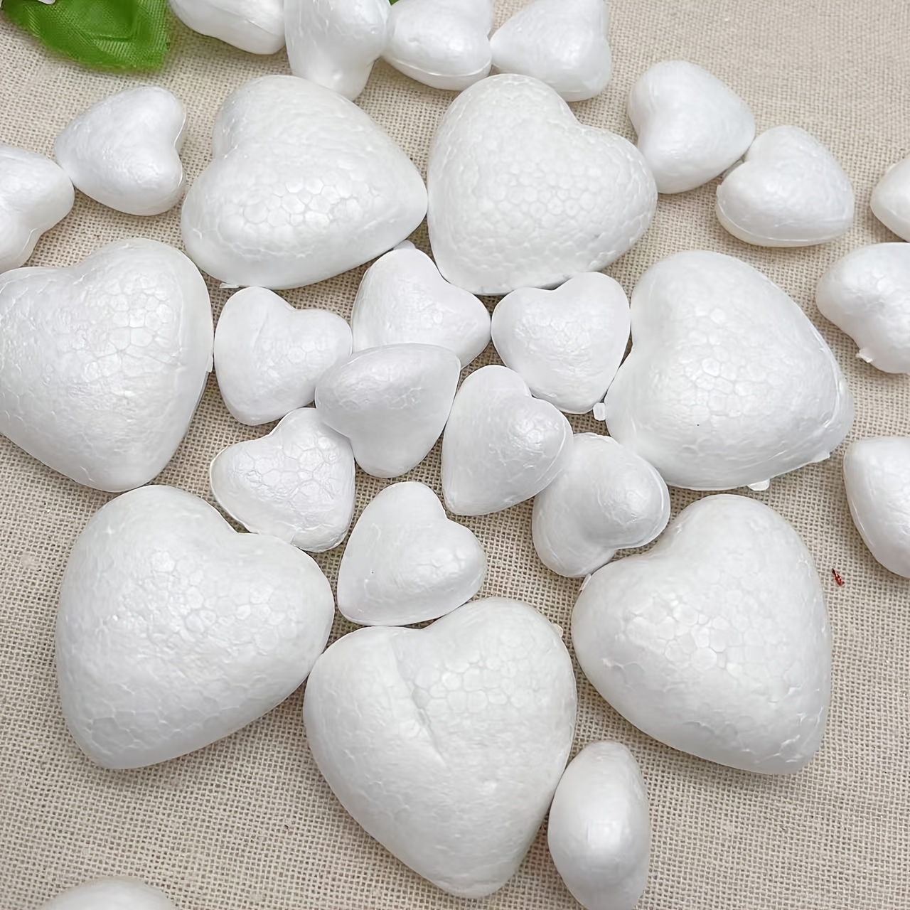 

10pcs White Foam Heart Shapes, Multipurpose Craft Polystyrene Foam For Diy Gift Boxes, Wedding, Engagement, Valentine's Day, New Year's Eve Party Decorations