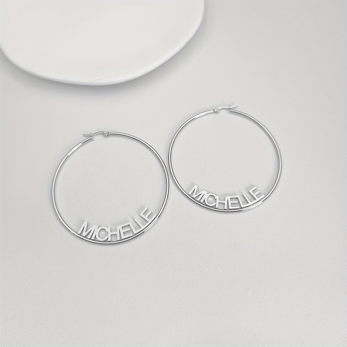 TEMU Pendientes de aro con personalizado, pendientes grandes personalizados de , pendientes redondos de acero inoxidable, joyería popular para mujer,