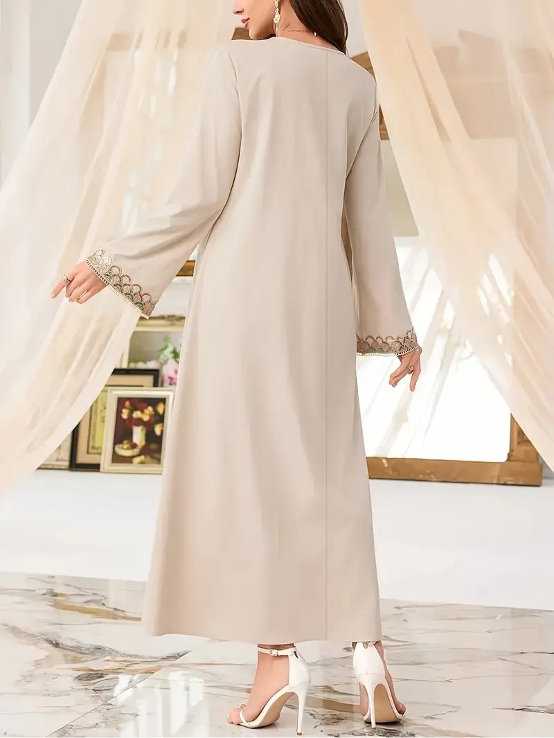 dress with lace collar and cuffs WHITE LACE DRESS WITH COLLAR