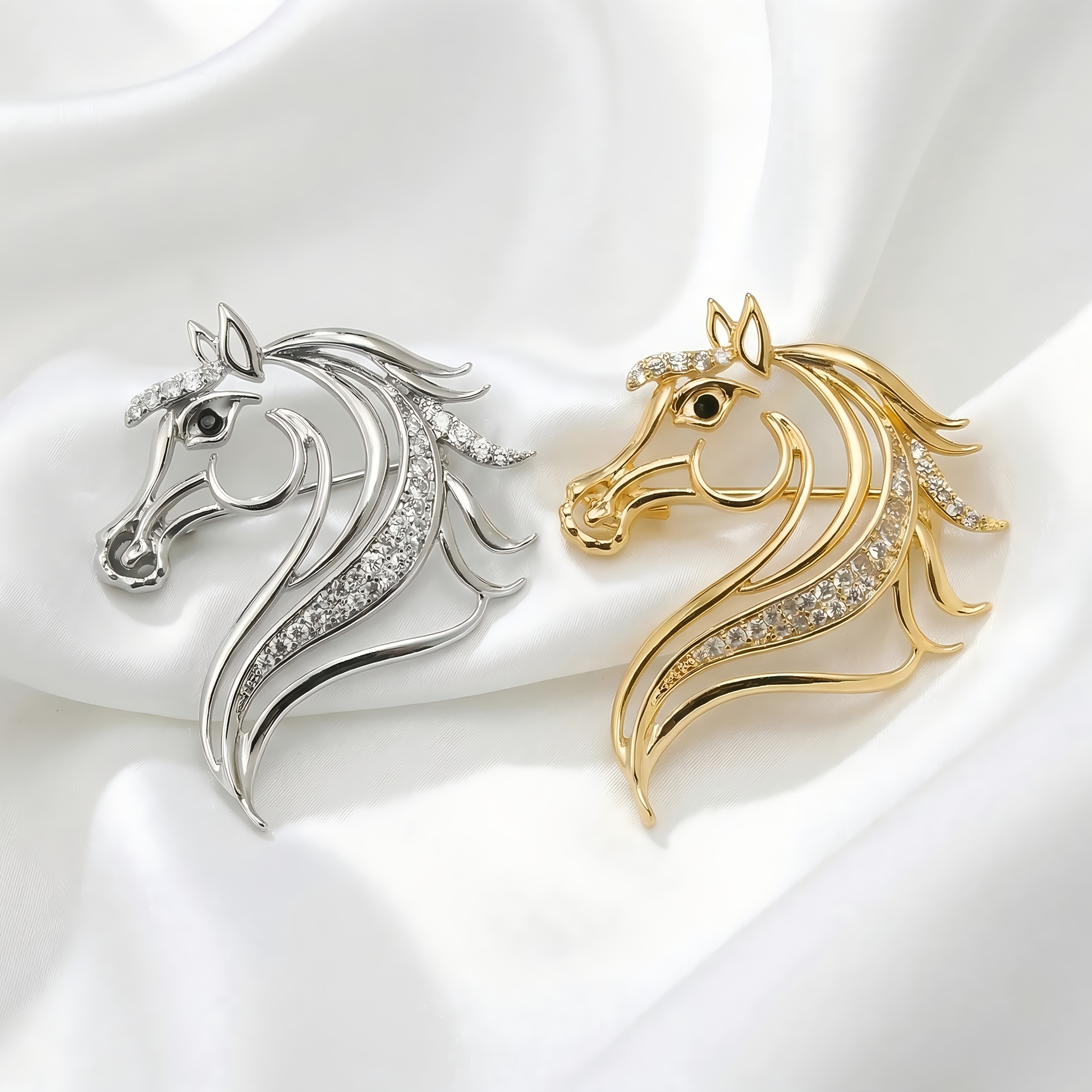 TEMU 2pcs de Broche Cheval Creux avec Strass Étincelants pour le Nouvel An, Broche 2026 Nouveau Design Personnalisé, Accessoire de Vêtement, Unisexe