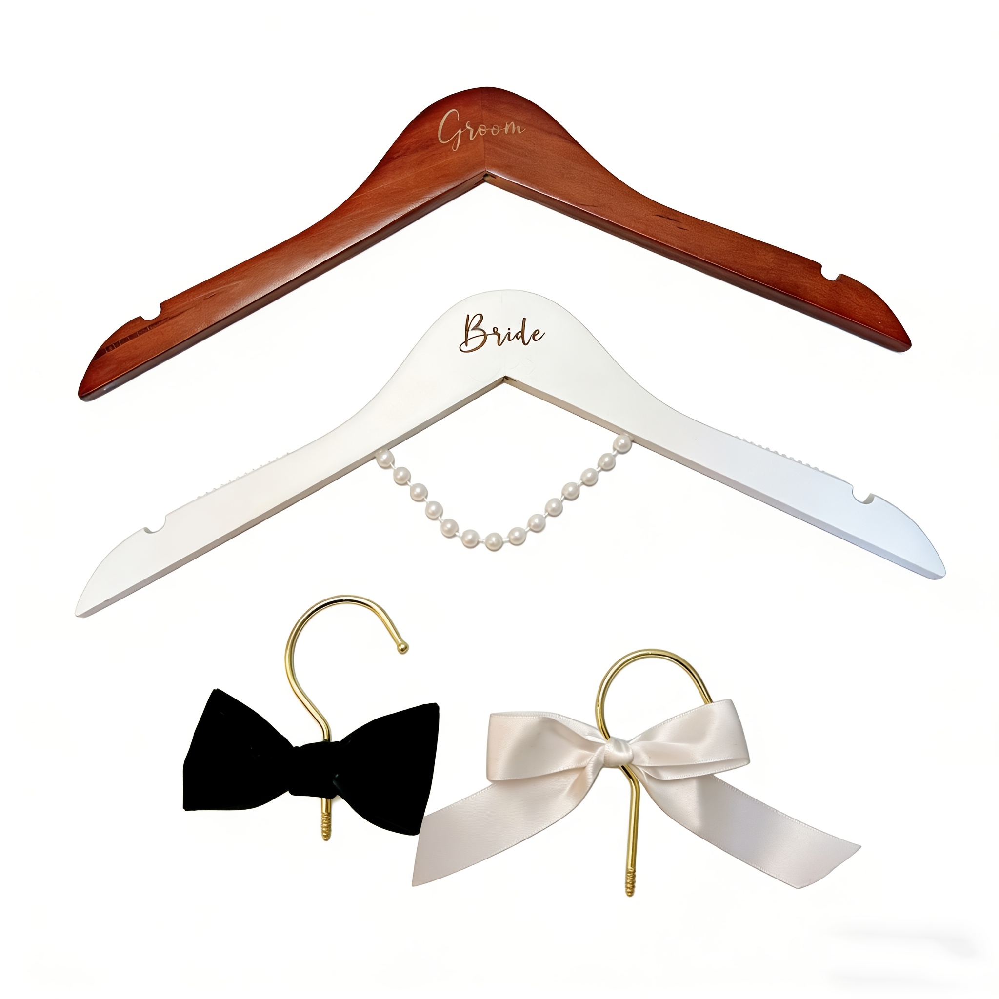 E-shop 2 Stück Braut-Hänger Set aus Holz mit Fliege für Hochzeitskleid Smoking – Hochzeitsgeschenk für Brautpaar, Brautparty oder Hochzeitsdusche