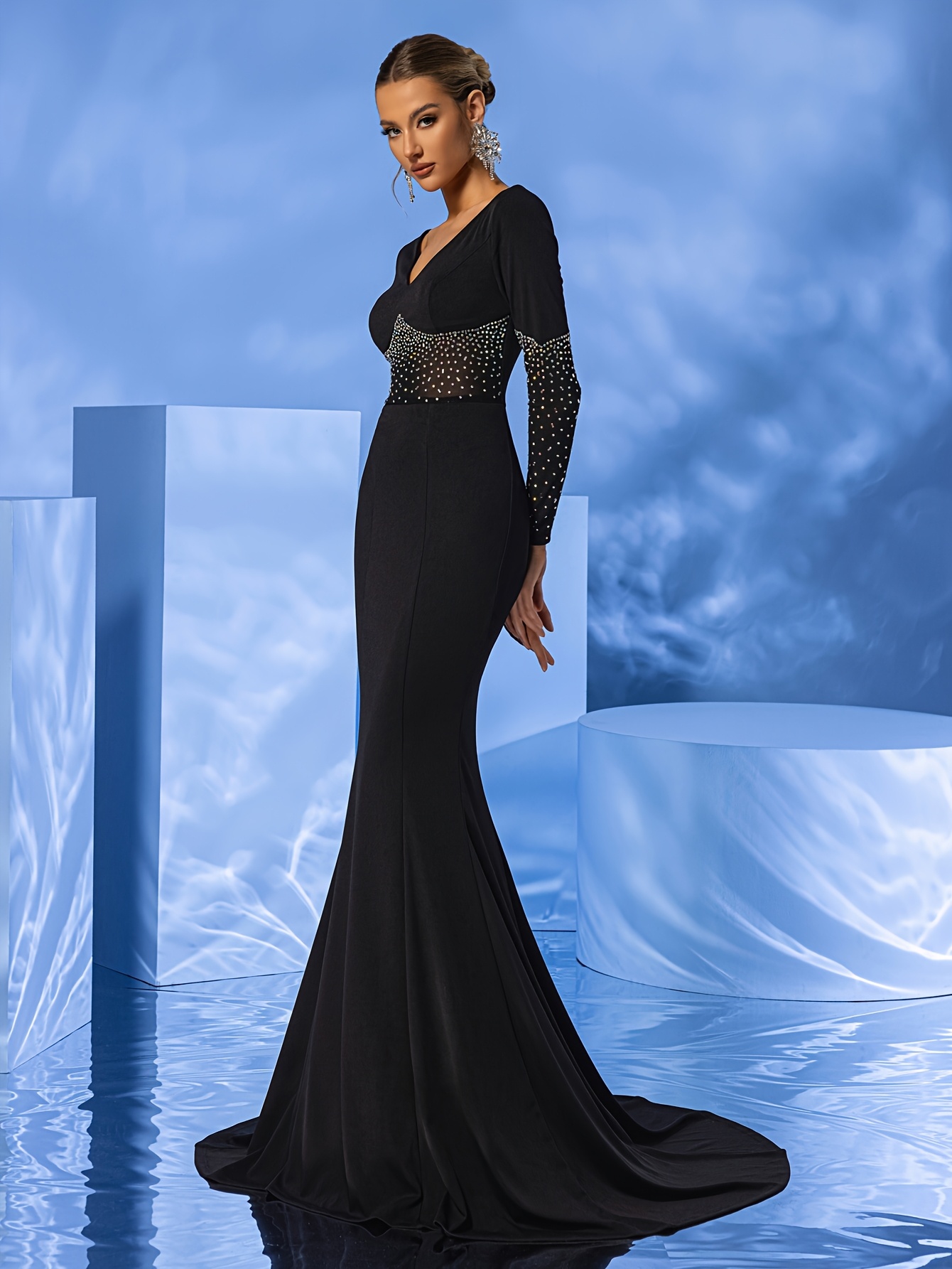 Women'S Elegant V-Neck Long Sleeve Fish Tail Evening Dress