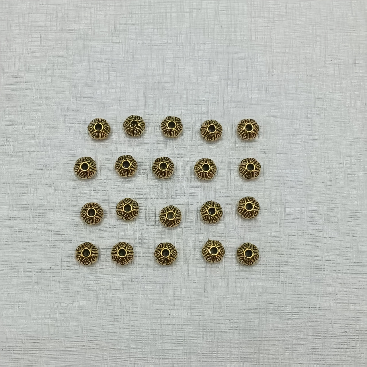 12pcs Classic Retro Double-Sided Rose Flower Shaped Decorative Beads