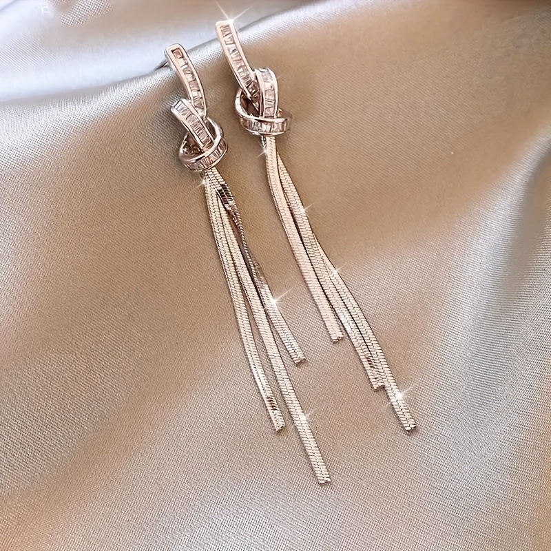 

1 Pair Elegant Tassel Earrings For Women, , Uv-plated Alloy, 925 Silver Ear , Suitable For Daily And Banquet Wear, Accessory