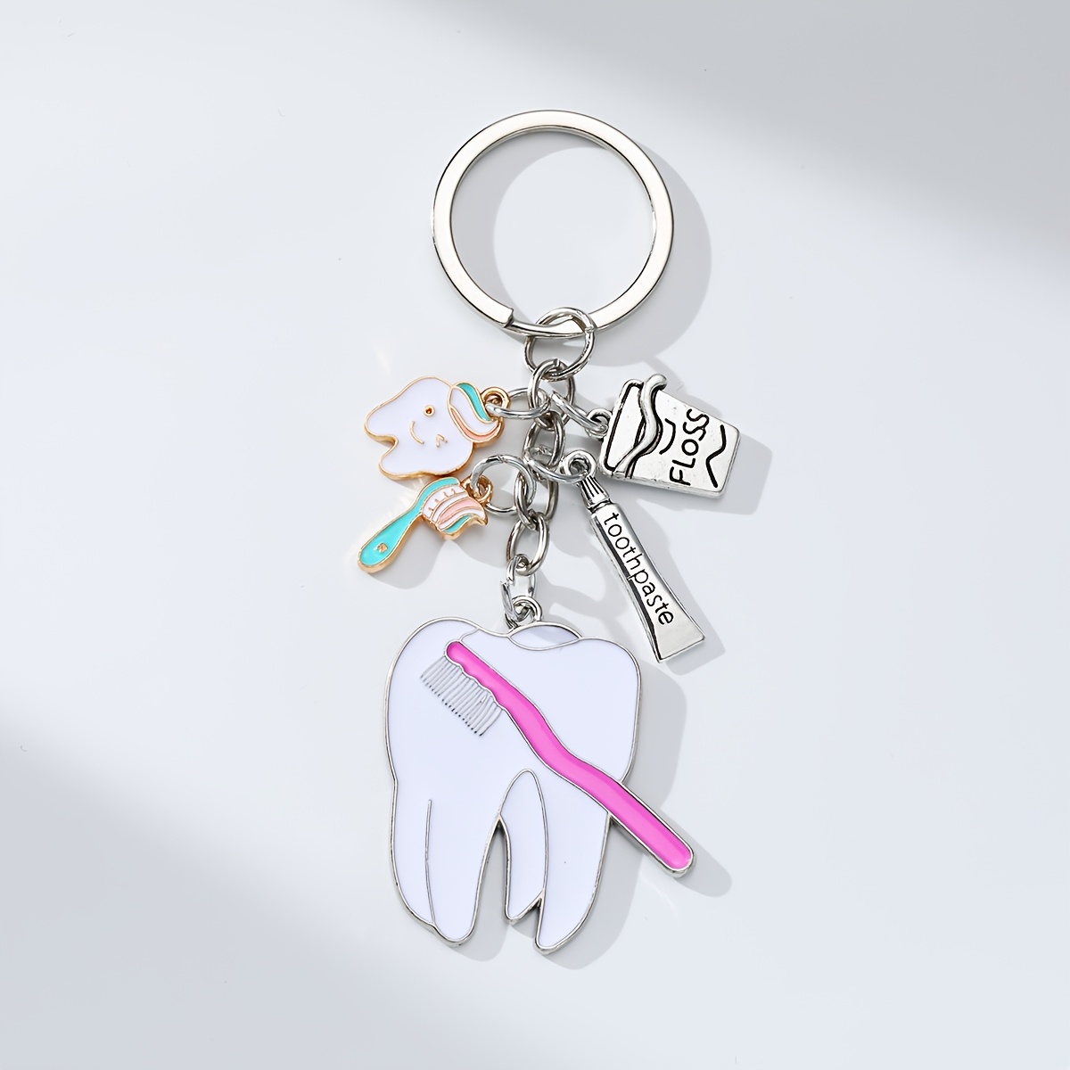 1 Tooth Keychain With Toothpaste, Floss, Toothbrush And Toothpaste Pendant, Bag, Purse, Luggage Accessories, Ideal For Dental Office Souvenirs