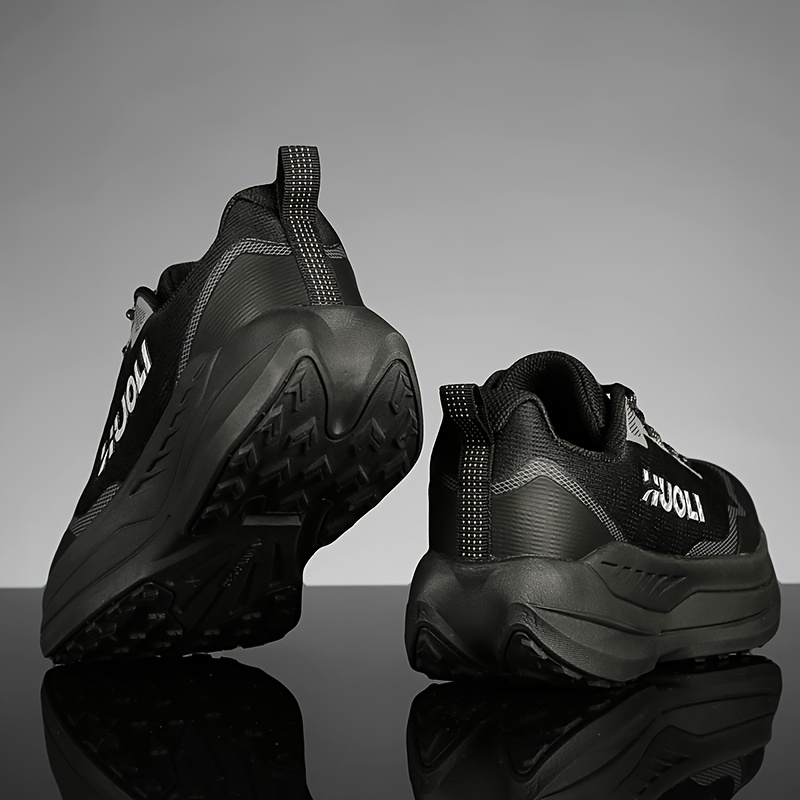Spring New Lightweight Comfortable Breathable Casual Sports Shoes