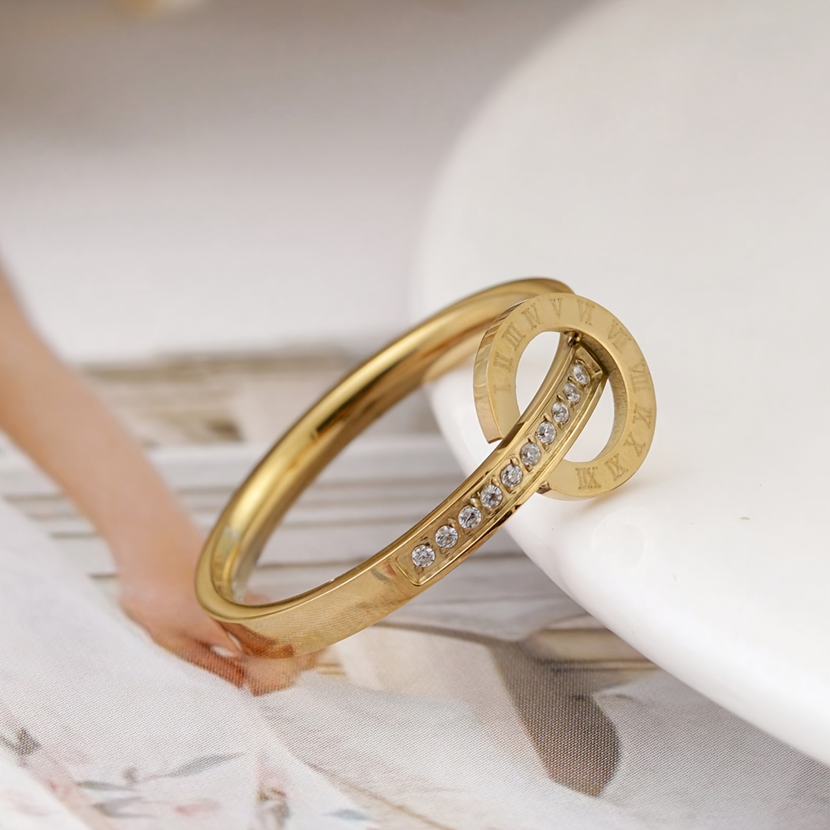 Double-Ring Number Ring with Synthetic Zirconia, Trendy