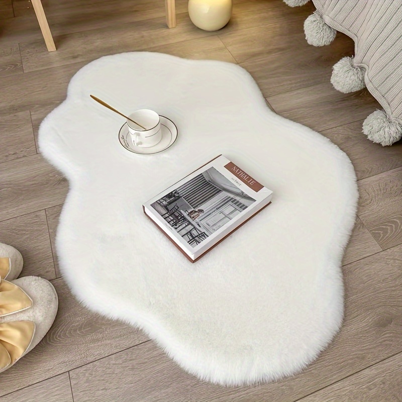 

Rabbit Fur Cloud-shaped Area Rug - , & For Decor | Polyester Pvc Backing | For Halloween, Christmas, Easter,