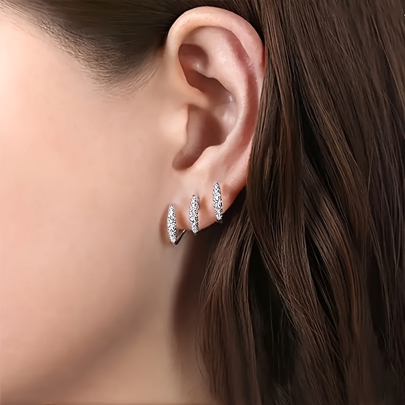 

1 Pair Elegant Curved Claw Stud Earrings, Alloy With Rhinestone Inlay, For Daily And Party , Elegant Jewelry|frenchstyle Earrings| , Novelty Earrings