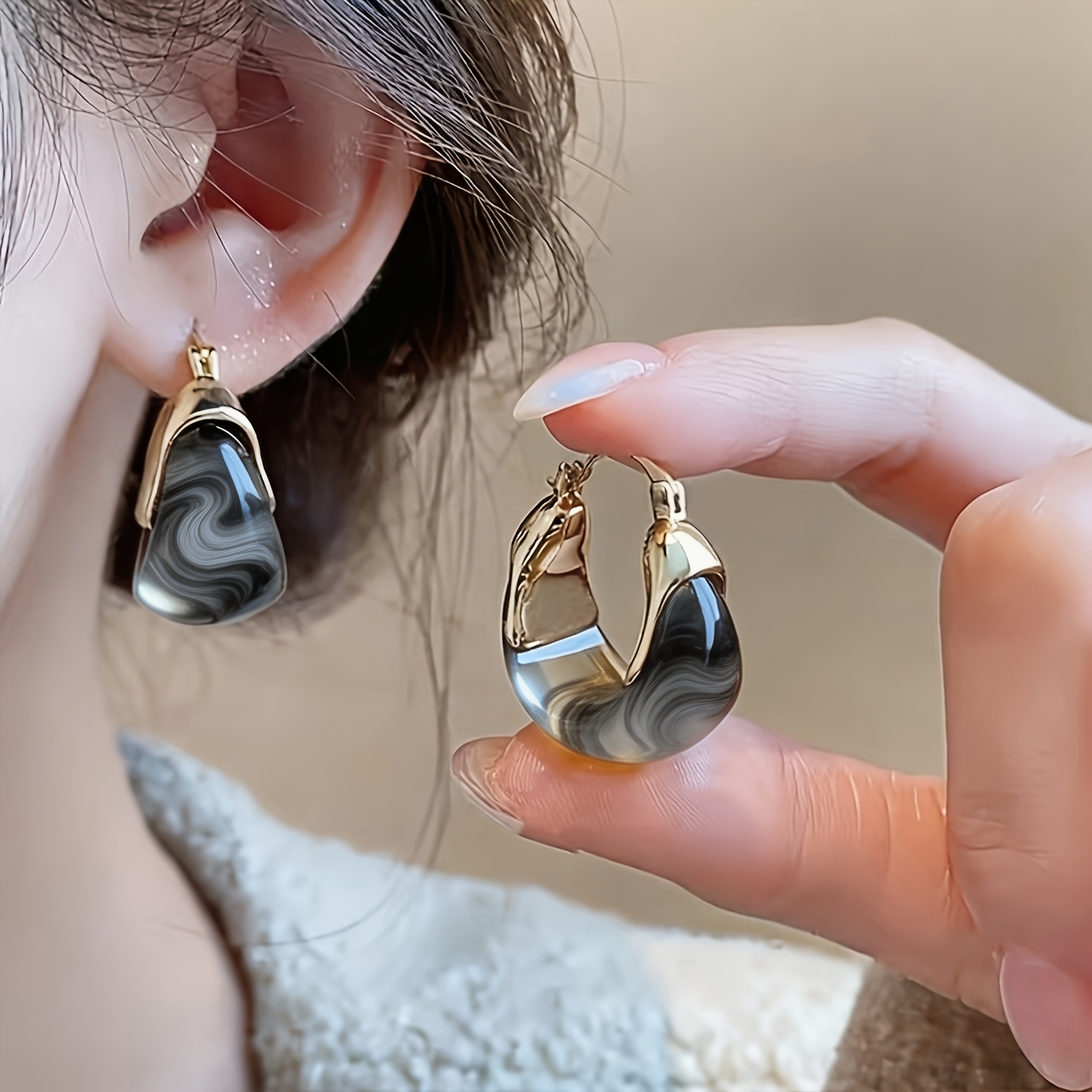 TEMU 2pcs Boucles d'Oreilles Cerclées Tendance Femme, Rétro Facile à , Boucles d'Oreilles de Luxe Premium, Bijoux d'Oreilles Tendance, Clous
