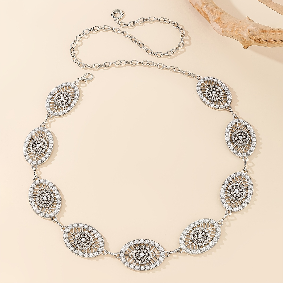 Geometric Pattern Adjustable Women's Belt with Chain