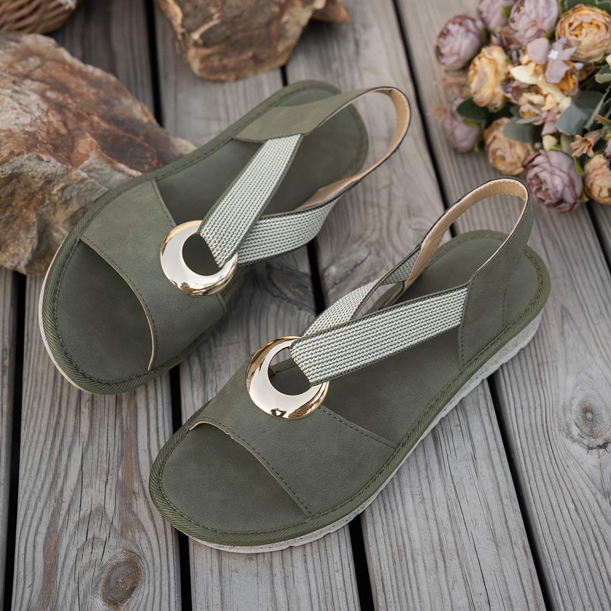 TEMU Sandales plates d'été pour femmes, polyvalentes, confortables, à semelle souple, chaussures romaines décontractées, chaussures pour femmes