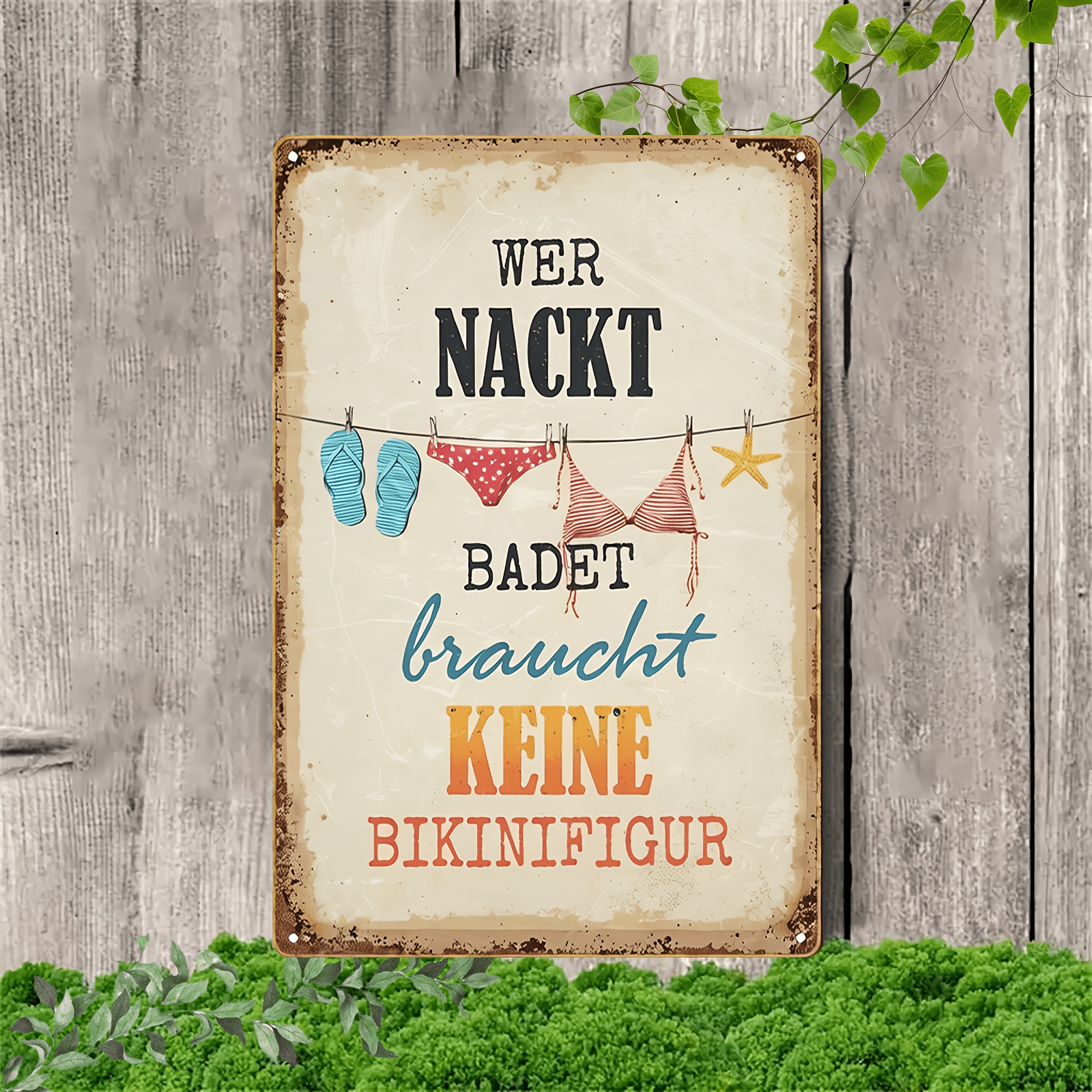 E-shop 2D Flach, . Vintage Deutschlands Zitat Metallschild - Humorvolles "Wir sind nackt" Strand-Thema Wanddeko mit Flip-Flops & Seestern Design,