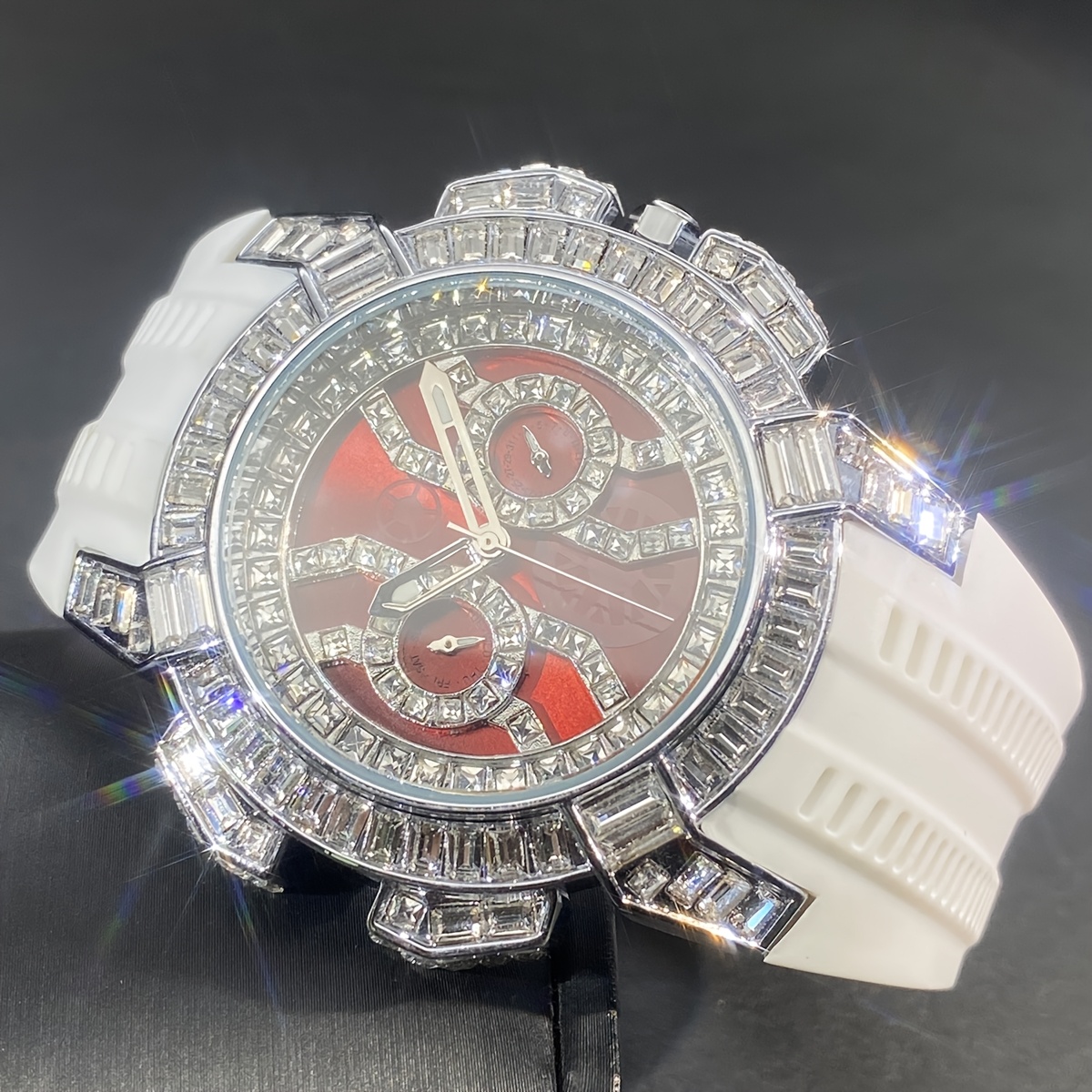 Luxury Hip-Hop Red Plate Quartz Watch, Unisex
