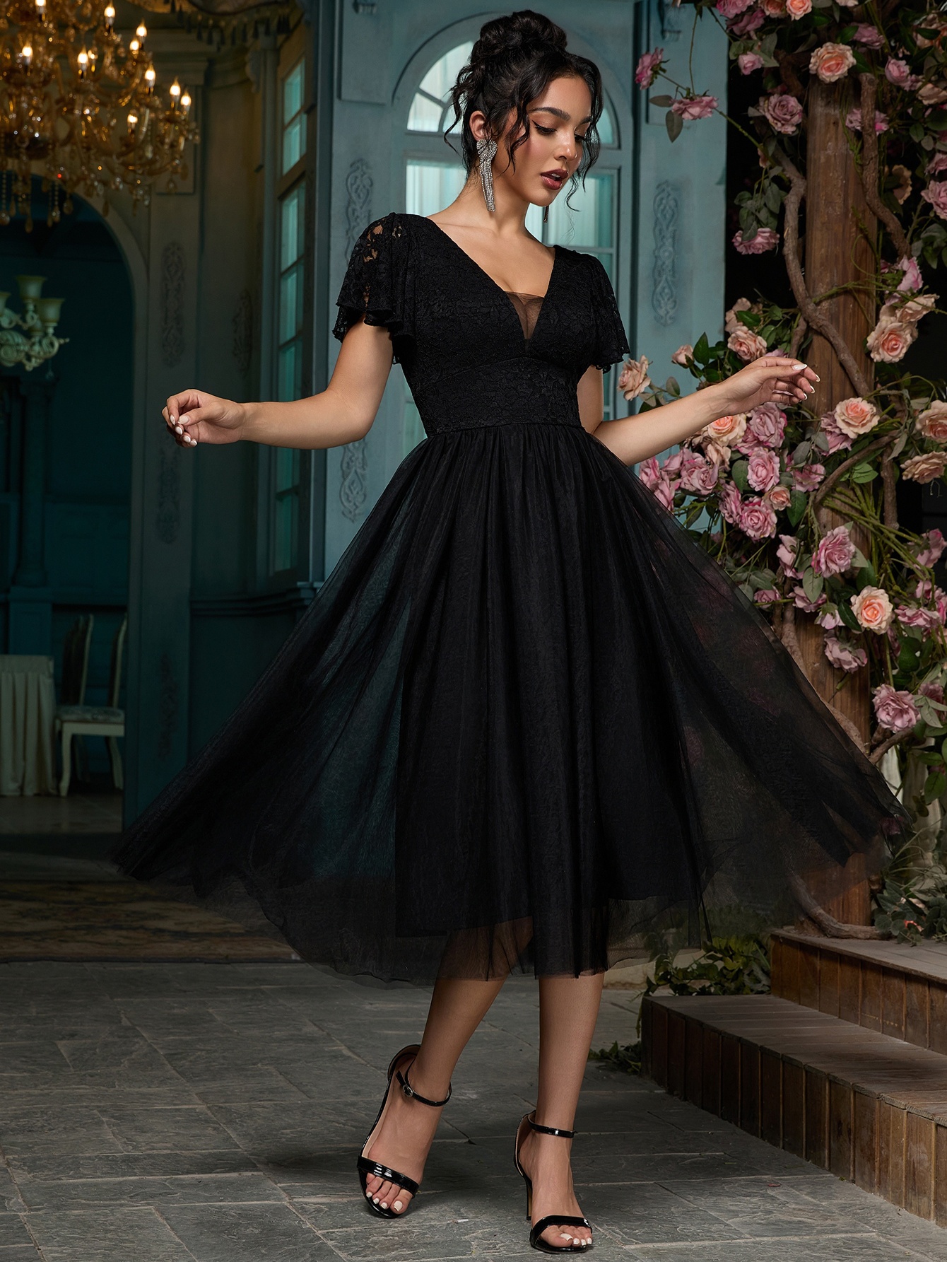 Women's Elegant V-Neck Lace Panel A-Line Wedding Dress - Tea Length * train  party Dress with Short Sleeves for Wedding Guest, Prom, Graduation,  Homecoming - Spring Summer Fall Formal Gown
