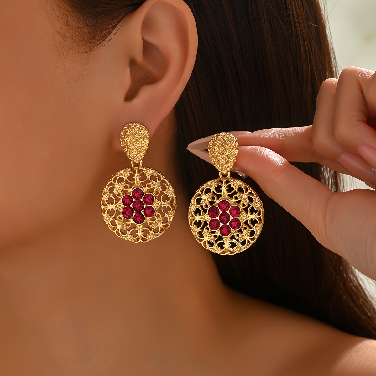 Retro Red Rhinestone Window Stud Necklace Set