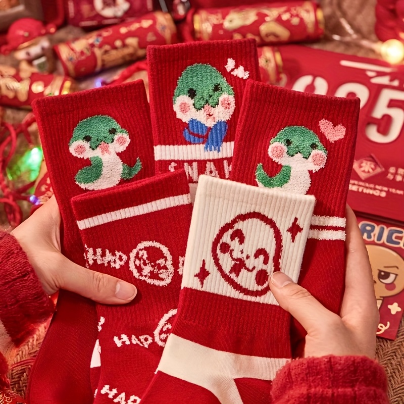 

5pcs Women's Red Cartoon Mid-calf Socks - Polyester With Characters, New Year Celebrations, Funny Socks