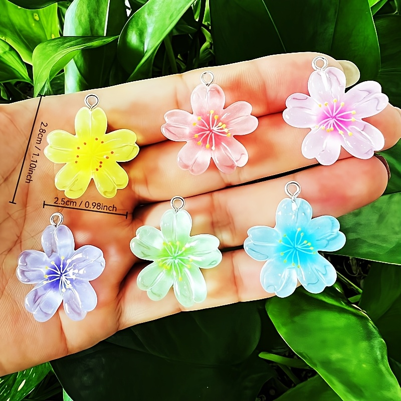 10 Colorful Resin Flower Pendants for DIY Summer Crafting