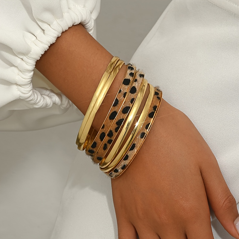 7pcs Bold Leopard Print Layer Bracelet Set for Women