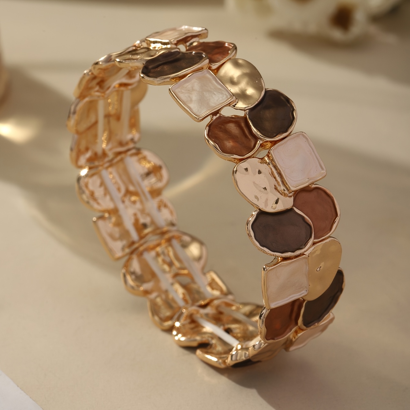 Image of A Alloy Bracelet Featuring A Minimalist , Perfect For Women's Party Additions And Gifts