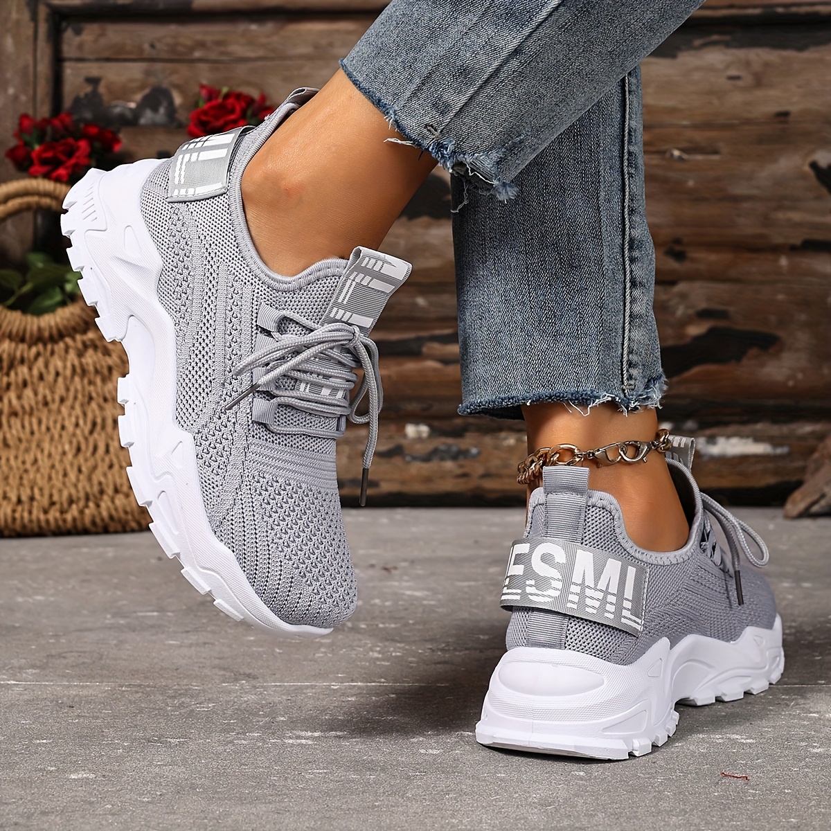 Women'S Shoes, Women'S Fashion Casual Shoes, New Women'S Shoes, Black White, Lightweight Soft-Soled Running Shoes, Comfortable And Breathable Sports Shoes, Outdoor, Vacation Travel, Casual Sports Women'S Shoes, Slip-On Lace-Up Women'S Shoes