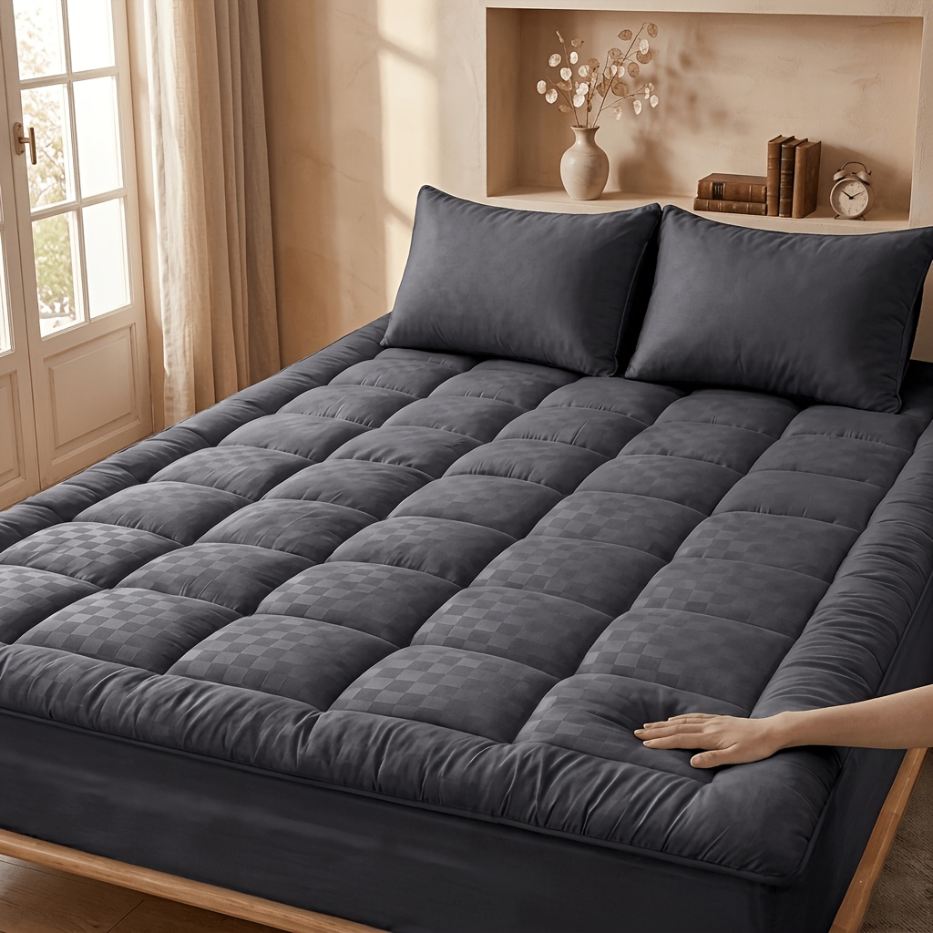 550gsm Quilted Mattress Topper With 360° Elastic Band, Cushioned Mattress Protector, Fluffy And Anti-slip Soft Bed Cover