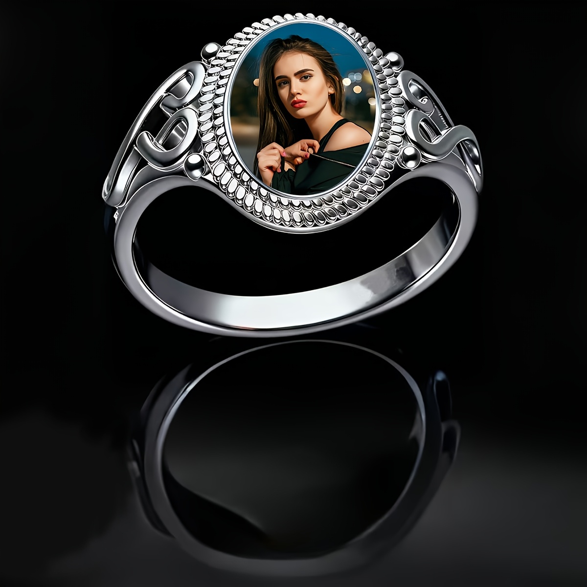 TEMU Vintage Hollow-out Silvery Customizable Photo Ring, Personalized Photo Engraved Ring, Anniversary Couple's Portable Commemorative Jewelry Gift