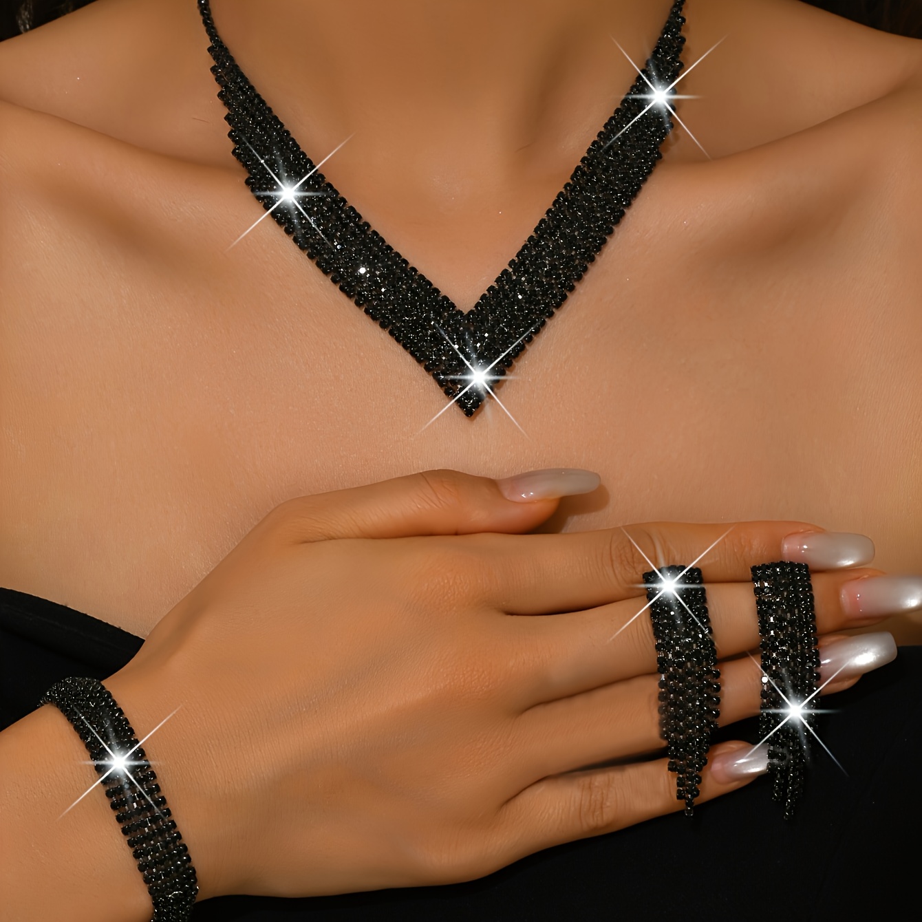 E-shop Elegantes Luxus Schmuckset: Halskette, Ohrringe, Armband, Ring – Braut- Hochzeitsschmuck für Damen