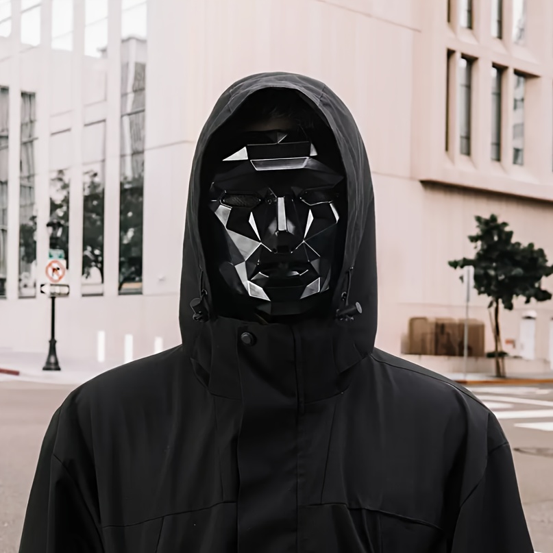 Fashion Black Mechanical Mask, Boss Helmet for Halloween, with Adjustable Shoulder Straps, Made of Thickened PVC Material, Lightweight and Versatile, Suitable for Holiday Atmosphere Gift Mask